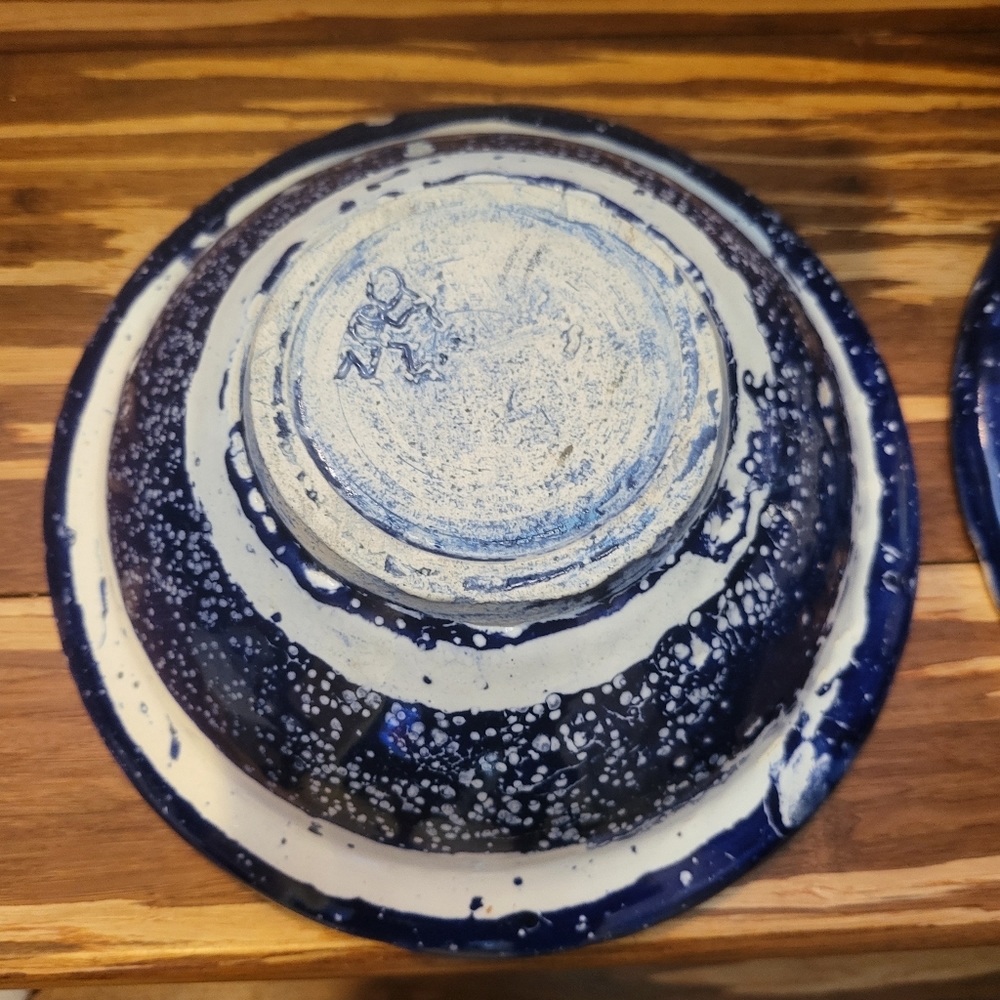 Studio Pottery Signed Hand Thrown Pair of Bowls - Picture 6 of 7